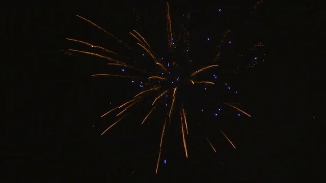 С064 СВАДЕБНЫЙ ФЕЙЕРВЕРК 120 залпов, 1 смотреть онлайн