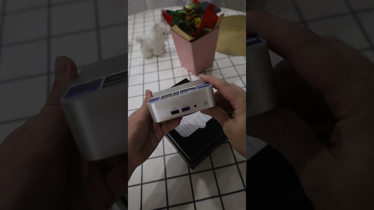 Распаковка Tecno MINI M1 смотреть онлайн