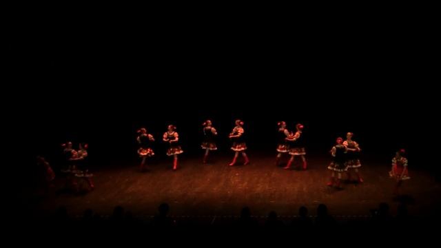 "Золотая хохлома", Школьные годы смотреть онлайн