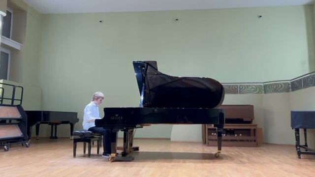 Иоганн Себастьян Бах «Менуэт» смотреть онлайн