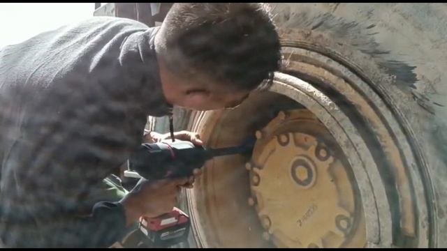 Milwaukee M18 3/4 High Torque Impact Wrench M18ONEFHIWF34-502C