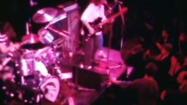 Raincoats in Warsaw April 1978