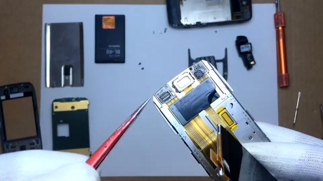 Как разобрать и как собрать Nokia E66 RM-343 смотреть онлайн