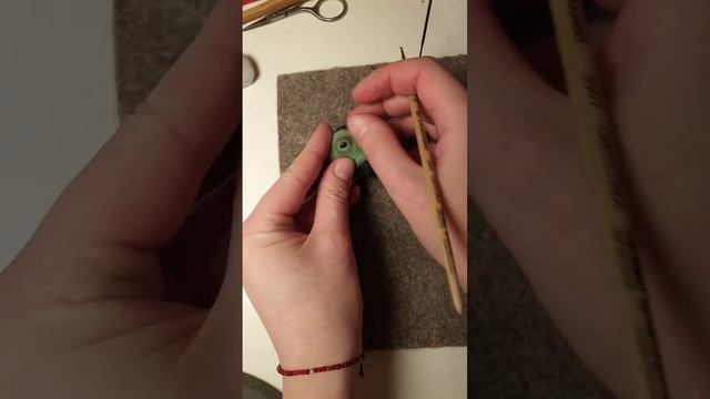 Прямой эфир - валяние заготовки, оформление глаз, декоративные волокна, веточки из шерсти смотреть онлайн