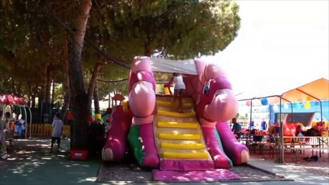 Dino World смотреть онлайн