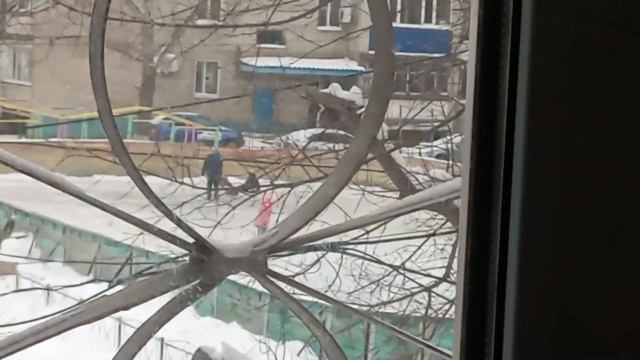 Басня о том как два дурака ёлку крали смотреть онлайн