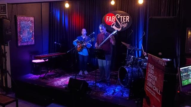 A Groovy Night w/the "JMB Trio" - Set 1 смотреть онлайн