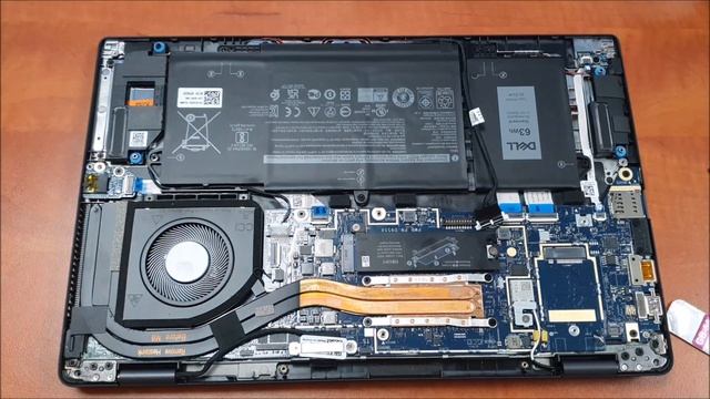Dell Latitude 7420 Disassembly And Upgrade Options смотреть онлайн