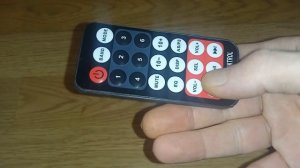 Открытие для батарейки в пульте от автомагнитолы