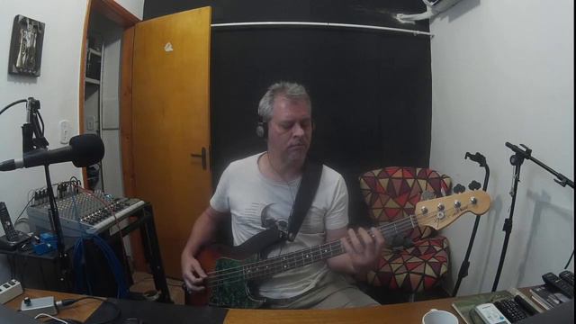 Spin Doctor Two Princes Toyo Bass Cover смотреть онлайн