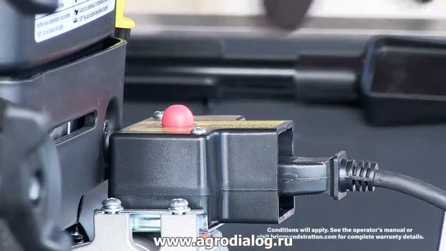 Двухступенчатый снегоуборщик Briggs&Stratton смотреть онлайн