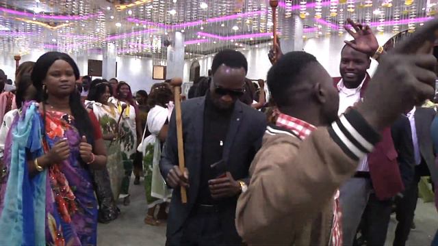 MALAKAL Warriors SHILLUK TRADITIONAL dance Omojwok Robert смотреть онлайн