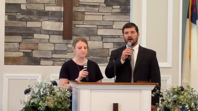 His Grace is Sufficient - Mixed Duet - Brian and Sarah Boots - (Johnny Pierre - violin) смотреть онлайн