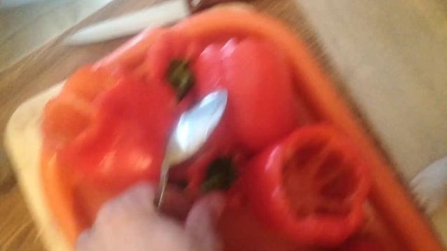 Как приготовить фаршированные перцы. Урок от дедушки! смотреть онлайн