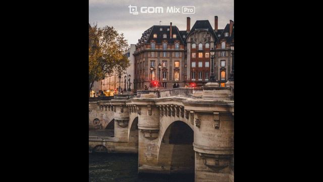 Elsa Lunghini - T'en va pas смотреть онлайн