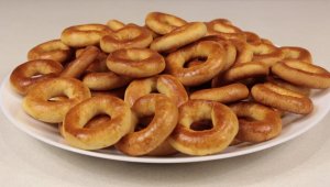 Давно Хотела Их Приготовить! Хрустящие СУШКИ НА СГУЩЕНКЕ/Простой Рецепт Вкусных Домашних Сушек