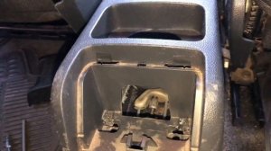 Как подтянуть ручник на Skoda Fabia Mk1 | Fix My Car