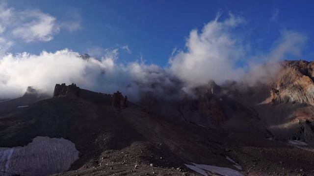 Mount Kazbek Expedition with Mountain Freaks смотреть онлайн
