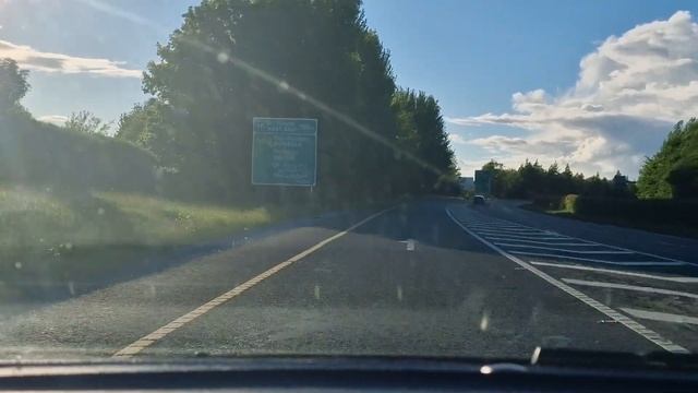 Ireland - Mullingar Road Highway with beautiful Sky смотреть онлайн