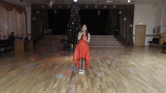 Новогодняя концертная программа от Ученического Совета школы смотреть онлайн