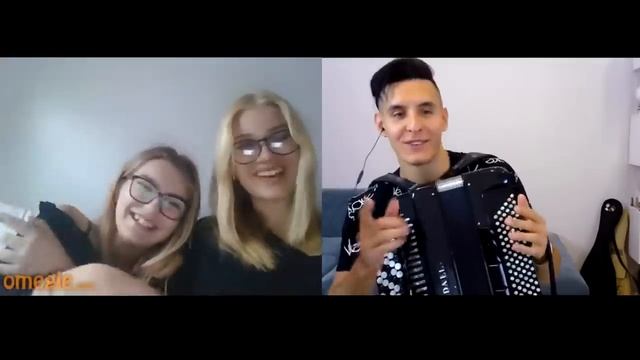 БАЯНИСТ в ЧАТ РУЛЕТКЕ Реакция ИНОСТРАНЦЕВ на БАЯН и БИТБОКС - Хижина Музыканта.mp4 смотреть онлайн