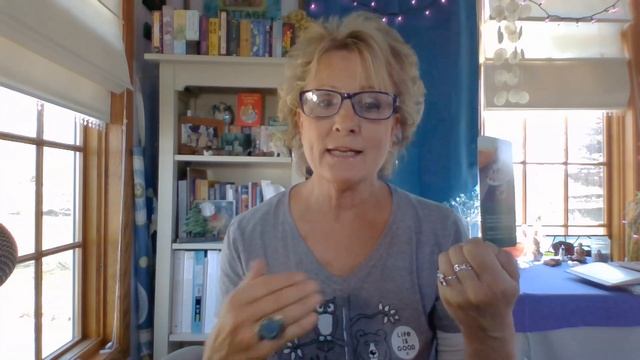 Animal Wisdom Oracle Reading - Week of April 18 - Potent Medicine and Opportunity! смотреть онлайн