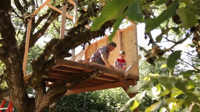 Mercedes me Adapter поиск парковки смотреть онлайн