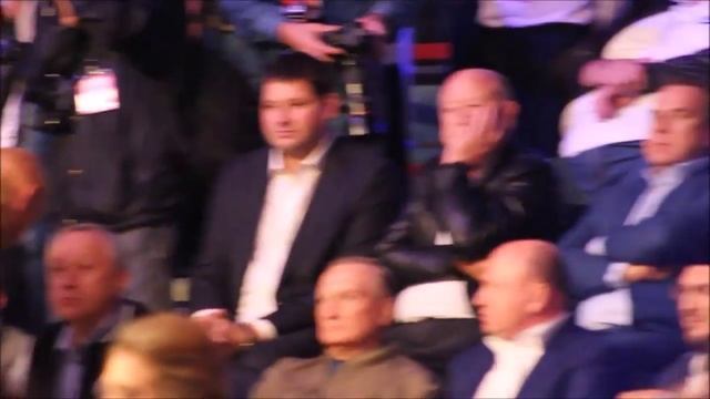 Бой Артема Чеботарева и Дмитрия Митрофанова в Саратове смотреть онлайн
