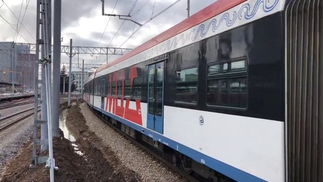 ЭГ2тв-030 прибывает на Белорусскую