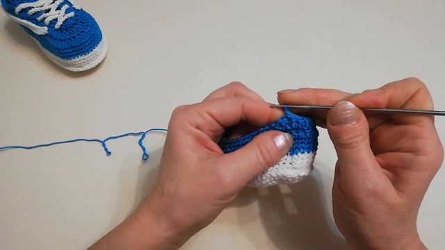 Пинетки-кеды?? (кроссовки)? связанные крючком?Подробный МК??