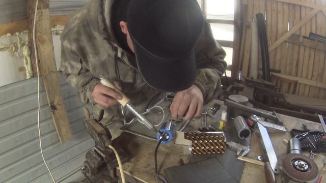 В морозы накрылся компрессор. Замена пускового конденсатора. смотреть онлайн