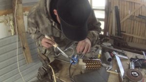 В морозы накрылся компрессор. Замена пускового конденсатора.