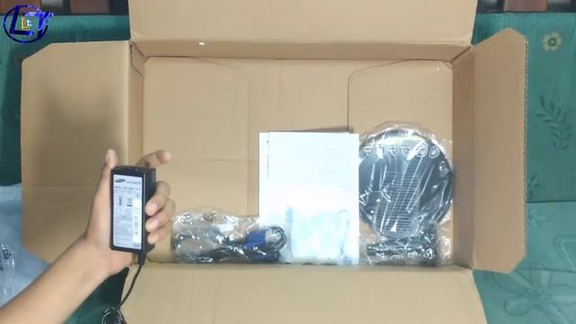 Samsung (S19F350HNW)18.5inch ips led monitor unboxing and review смотреть онлайн