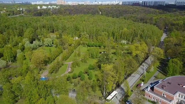 Окраина Москвы,Цариыцыно поле завода "Огонёк" смотреть онлайн