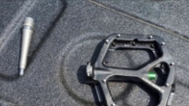 Best Flat Pedal In 2023 - Top 5 Flat Pedals Review