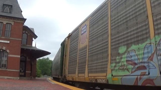 Csx Westbound Autorack with SD40-2 and SD70MAC In Point Of Rocks смотреть онлайн