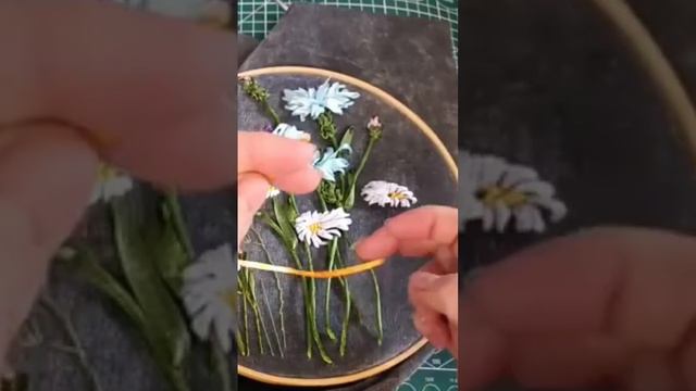 вышивка лентами полевые цветы 2 часть Alla Chait #flower #embroideryribbons #art #diy #embroidery смотреть онлайн