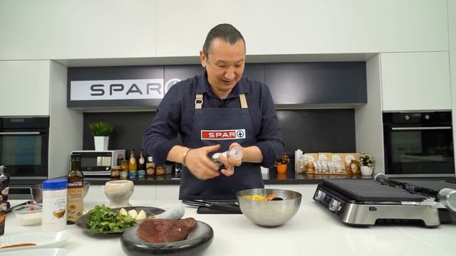 Медальоны из конины. Со вкусом SPAR смотреть онлайн