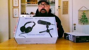 ZOOM PodTrak P4 & Podcast Mic Pack Unboxing