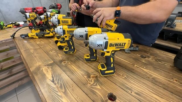 Как выбрать гайковерт? #dewalt #milwaukee #greenworks смотреть онлайн