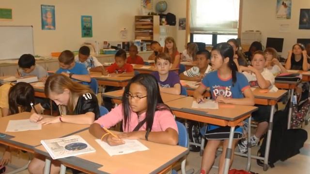 Top 10 Weirdest School Rules From Around The World смотреть онлайн