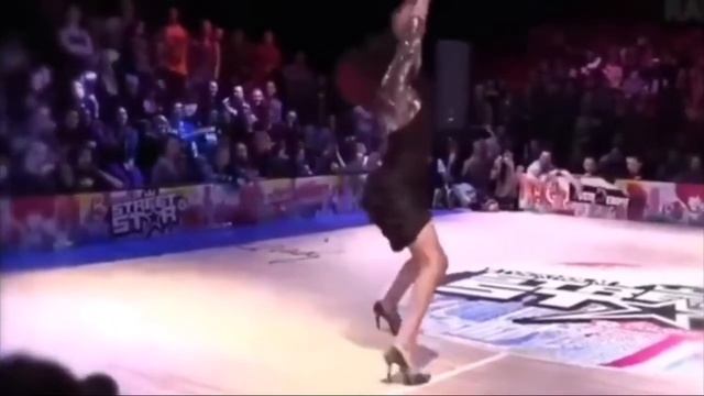 Оля Полякова - Эй секундочку смотреть онлайн