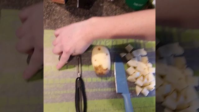 Quick Cooker Mashed Potatoes (part1) смотреть онлайн