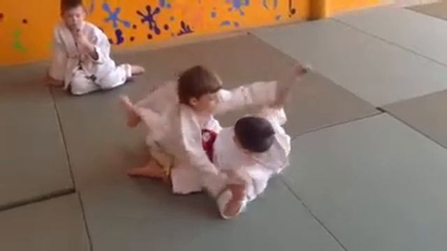 Dan смотреть онлайн