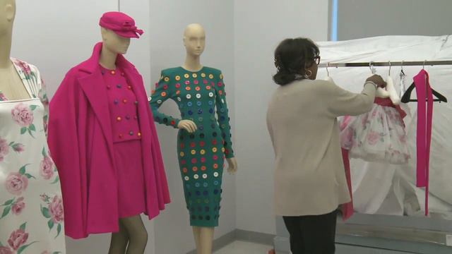 Patrick Kelly: Runway of Love | Backstage with Exhibition Assistant Laura Camerlengo смотреть онлайн
