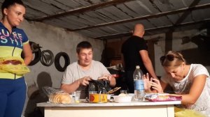 Украинцы кушают сюрстрёминг в Угледаре