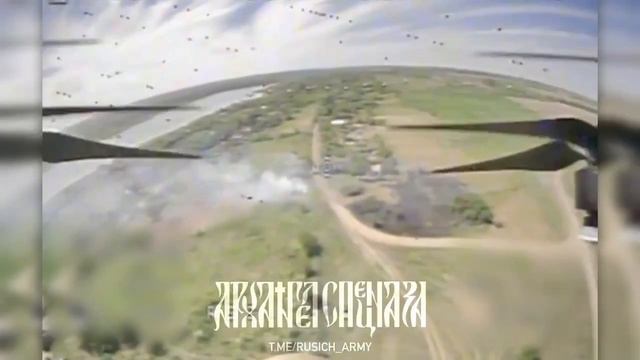 🪖 Танк противника выкатился и начал работать прямой наводкой, чем сразу же обнаружил себя. Наши ра смотреть онлайн