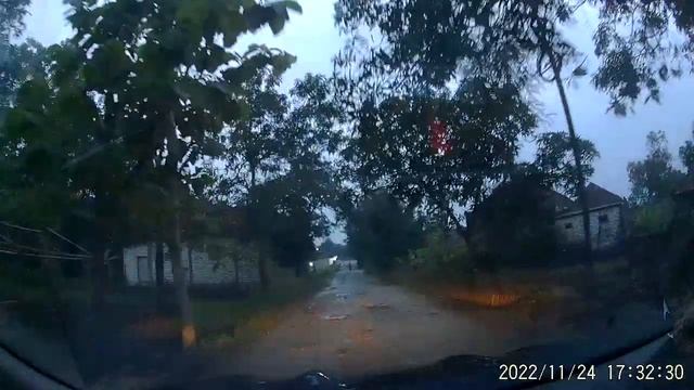 somewhere in the middle of nowhere in east java heading to suramadu - 2022 1124 173102 121 смотреть онлайн