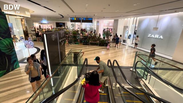 Jewel Changi Airport | The Gateway To Singapore Tour 🇸🇬🛍️🛫