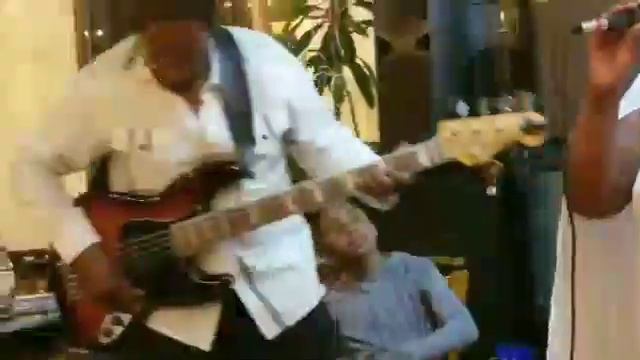 Stanley Banks (George Benson's Bass player) смотреть онлайн
